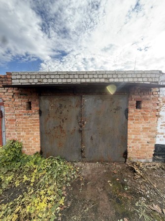 Гараж в ГК Темп1, гараж на БАМі, потребує ремонту криші - фото 1