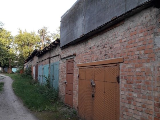 Гараж цегляний. Бердичів. Газопровідна. Бердичів