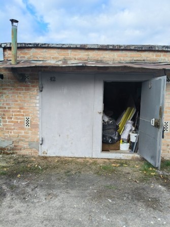 Продаю капітальний цегляний гараж - фото 1