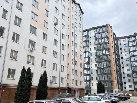 Продаж гаража 19м вул Целевича Пасічна в обжитій новобудові. Ивано-Франковск