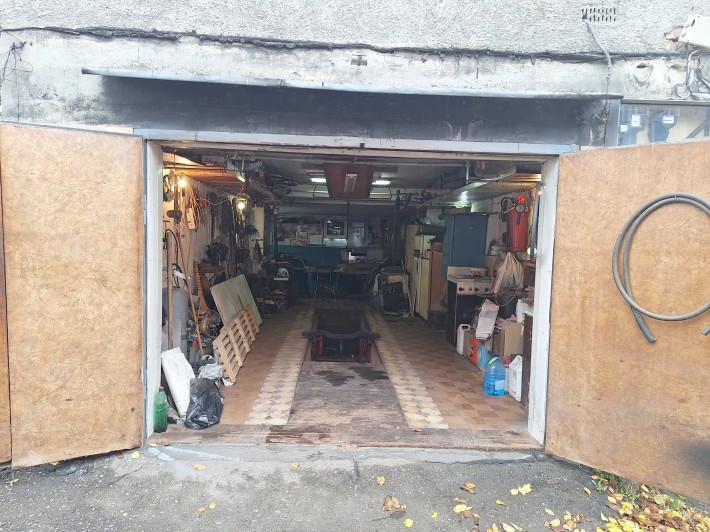 Гараж (можливо під автомайстерню) - фото 1