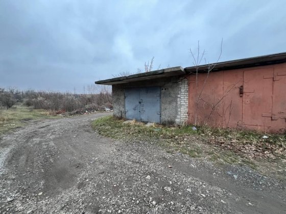 У продажу гараж на 5 мкр.Зарічний( кооператив звездний Кривой Рог