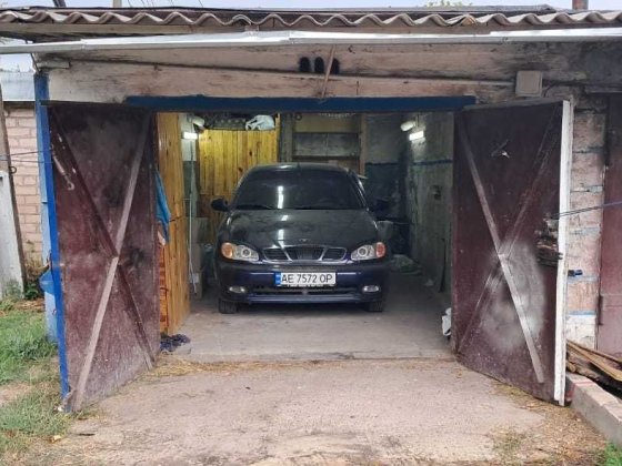 Продам гараж біля охорони ОЗЕРНИЙ Кривий Ріг