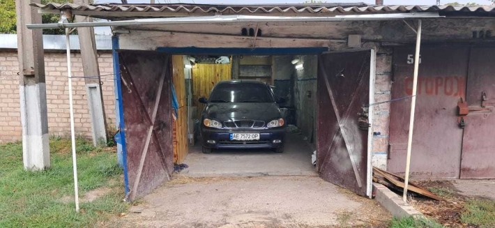 Продам гараж біля охорони ОЗЕРНИЙ - фото 1