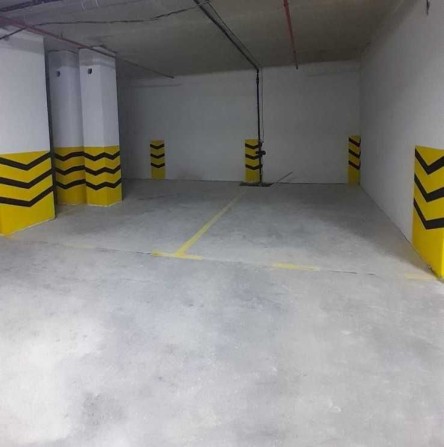 Продаж паркомісць від забудовника у ЖК Б4 - фото 1