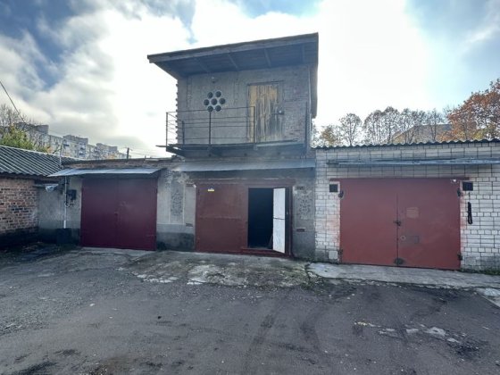 Продам гараж р-н Ветеринарной клиники Роддом Чернігів