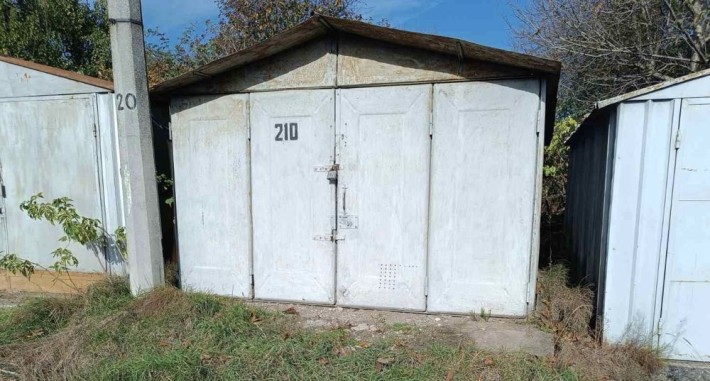 Продам гараж з ямою та підвалом - фото 1