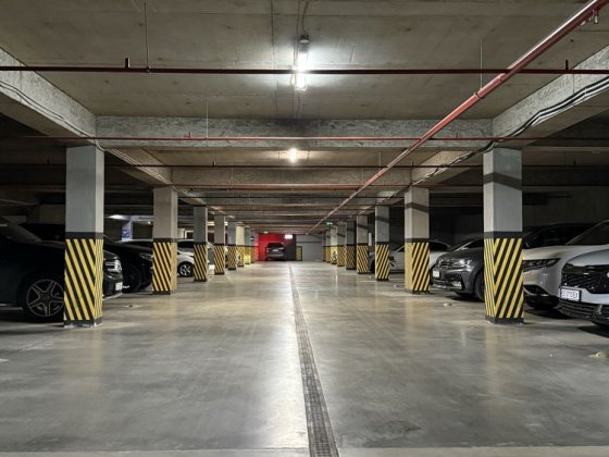 Продаж паркомісця Черновцы