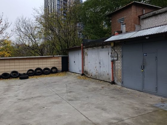 Продам гараж центр Київ Киев