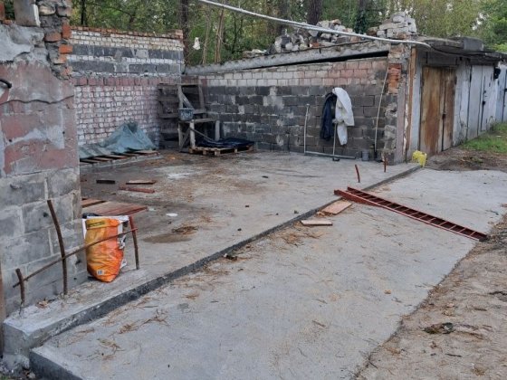 Продам місце під гараж Київ