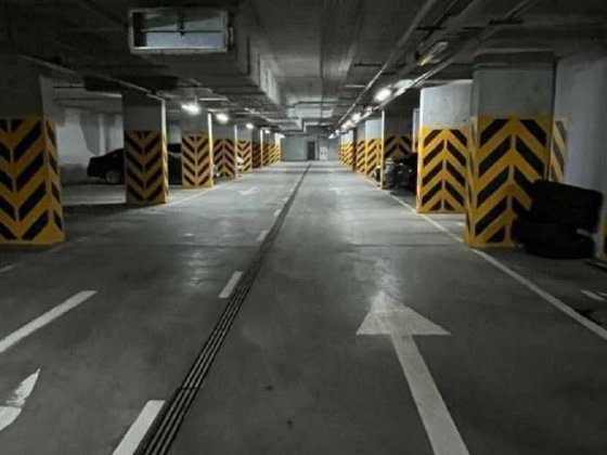 Кадетський Гай,12 Продаж Паркомісця (21.1кв.м.) в жк Медовий Київ