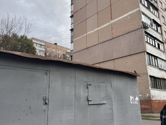 Продам металическую будку