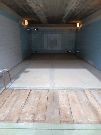 Продам капитальный гараж район Паруса гк Метро - фото 1