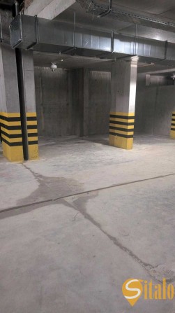 Продаж паркомісця в новобудові , вулиця Навроцького ( Зелена) - фото 1