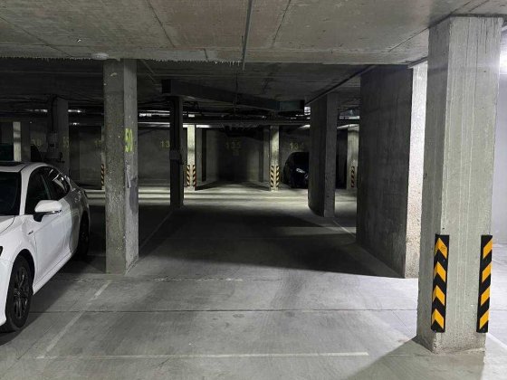 Паркомісце ЖК 5 Авеню вул. Городницька, 47 Львів