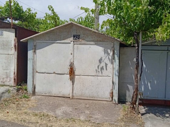 Продам гараж в лузановке Одеса