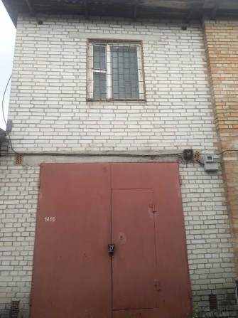 Оренда. Двоповерховий цегляний гараж (кооп "Барвінок") Варшавський - фото 1