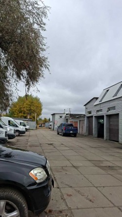 Гаражний бокс у двох рівнях в ГСК «Мрія»  цілодобова охорона, шлагбаум - фото 1