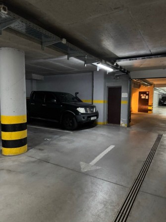 Машино/місце у підземному паркінгу. - фото 1