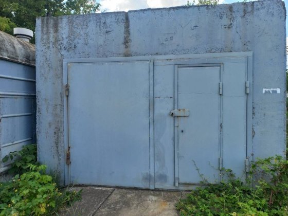 Продам бетонний гараж у гарному стані Київ
