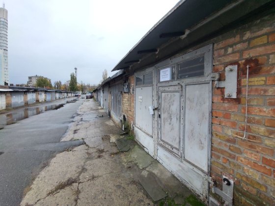 Гараж цегляний капітальний Київ