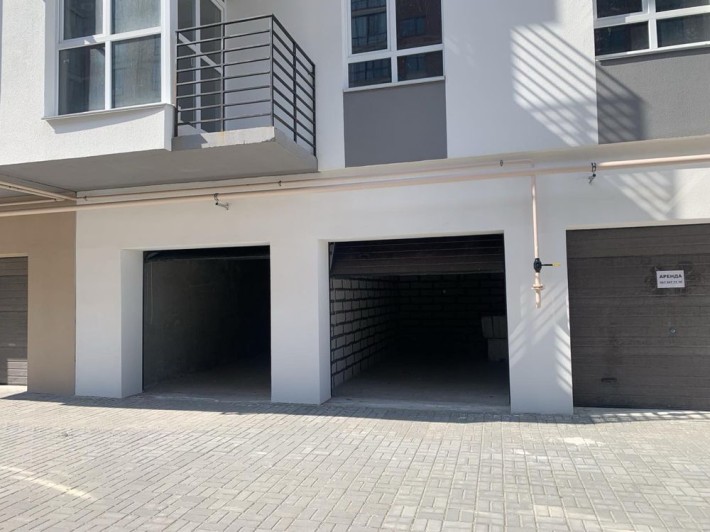 Гараж в жилом комплексе Дніпровська брама 2 - фото 1