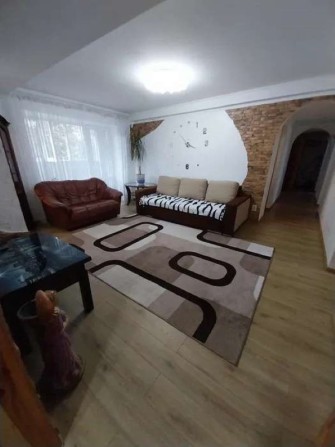 Продаж 5-к квартири вул. Стеценка 9 - фото 1