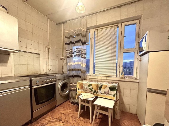 Продаж 3 кім квартира під ремонт, Оболонська набережна, вул. Прирічна, 17 - фото 1