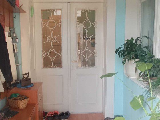 БЕЗПОСЕРЕДНЬО ЦЕНТР МІСТА! ІСТОРИЧНА будівля! 3 кім, 113 кв.м., жила Берегове