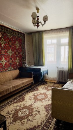 Продається трикімнатна квартира - фото 1