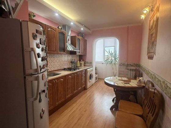 Продам 3-ком кв ул Победа Білгород-Дністровський