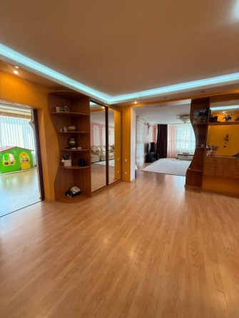 Продается шикарная квартира в элитном доме - фото 1