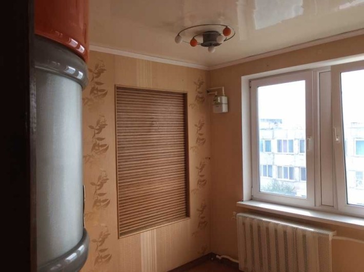 Продається трикімнатна квартира - фото 1