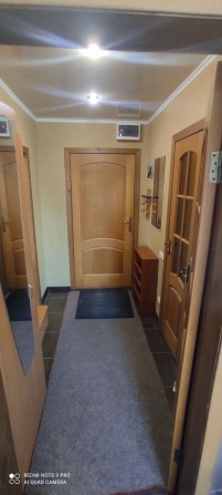 Продам 1 комнатную кв-ру на левом берегу с ремонтом и АО. Собственник - фото 1