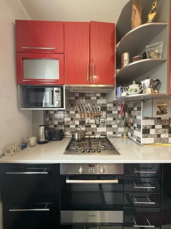 Продаж 1-кім. квартири з ремонтом, меблями та технікою, Гостомель - фото 1