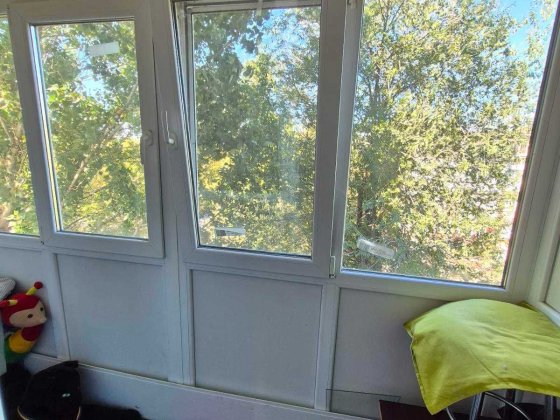 Продам 2-х с раздельными комн. на Черемушках, с мебелью! Кам'янське