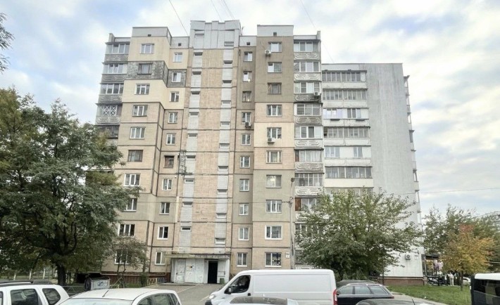 Продаж 3-кімнатної на вул. Тростянецька, 8, Дарницький район - фото 1