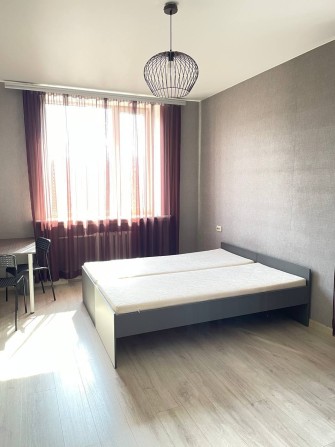 Продаж 4-кімнатної квартири з ремонтом, лівий берег, Дарницький р-н, Новодарницька ул., 13 - фото 1