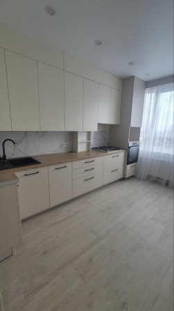 Однокімнатна квартира з ремонтом - фото 1