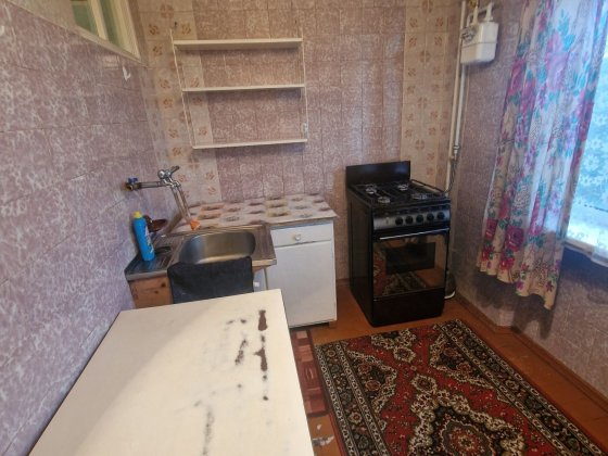 Продам 2 ком на Черёмушках 4 этаж Бойко Каменское