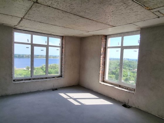 Продається простора світла квартира Вышгород