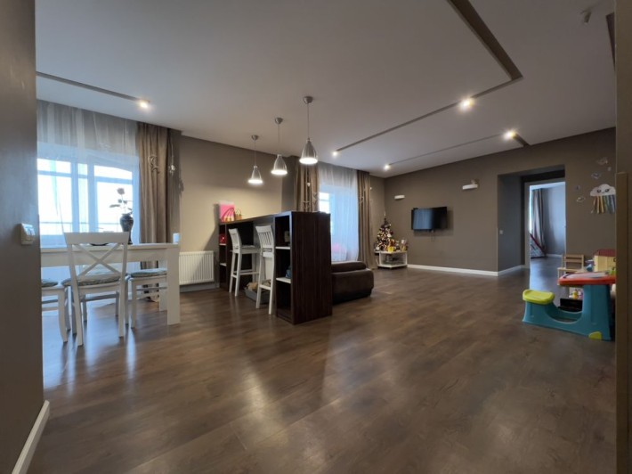 Продажа. Без %. Вышгород. Улица Симоненка 4В. - фото 1