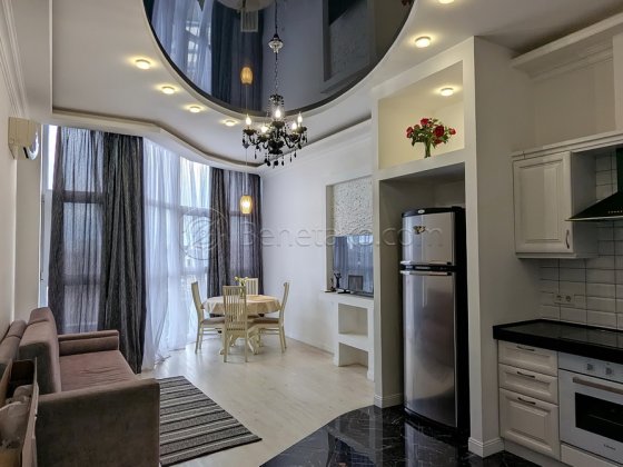 Квартира с отдельной спальней в центре Одессы, Ж/К «Сабанский»