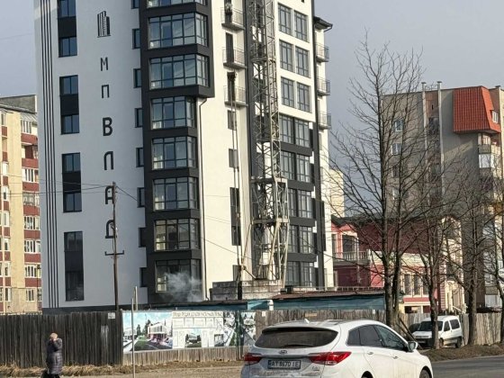 Трикімнатна квартира в новобудові Долина