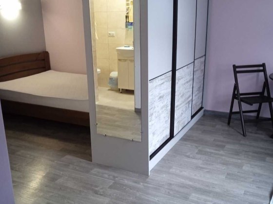 1к квартира-студія в будинку з євроремонтом та меблями Дрогобич