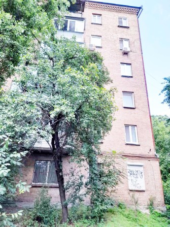 Продаж 5-к квартири - офіс вул. Гоголівська 9б - фото 1