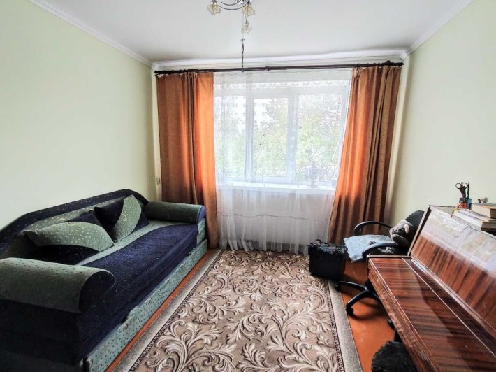 Нестандартна двокімнатна квартира з усіма зручностями та меблями! - фото 1