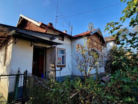 Продаж квартири будинкового типу Дрогобич
