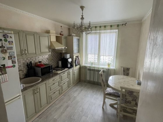 Продажа 3-х кімнатної квартири на лівому березі Каменское