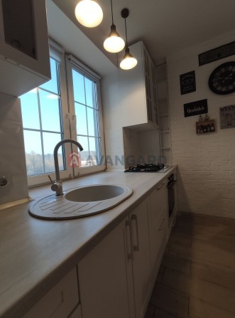 4-кімнатна з дизайнерським ремонтом 10мкр - фото 1